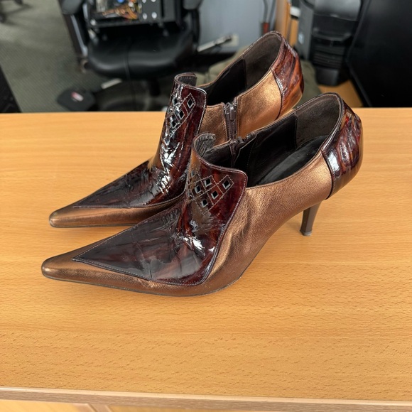 laura ferri Shoes - Made in Italy Laura Ferri Leather Heels